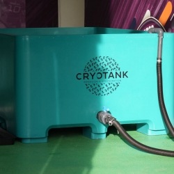 CRYOTANK - Bain Froid & Chaud - Large (6 Athlètes Max.) - Thermorégulateur Inclus