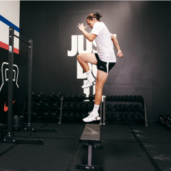 Nike Flat Weight Bench - NIKE STRENGTH